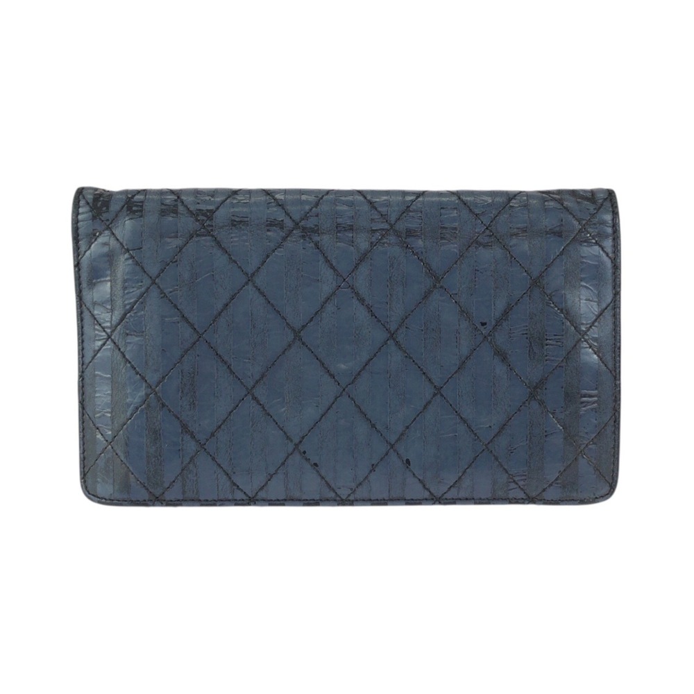 CHANEL Blue Leather Wallet - Picture 2 of 10